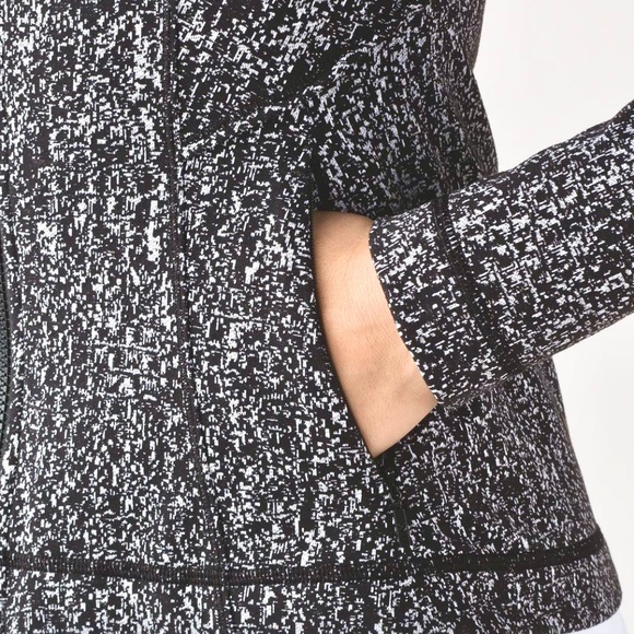 Lululemon Lightly Jacket Luon Suited Jacquard Black & White - Picture 3 of 7